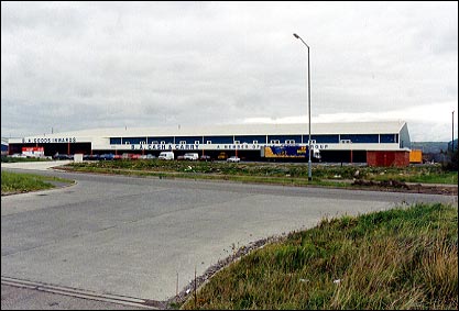 cash and carry warehouse buildings